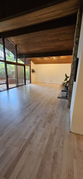 Flooring Contractor in Issaquah, WA (1)